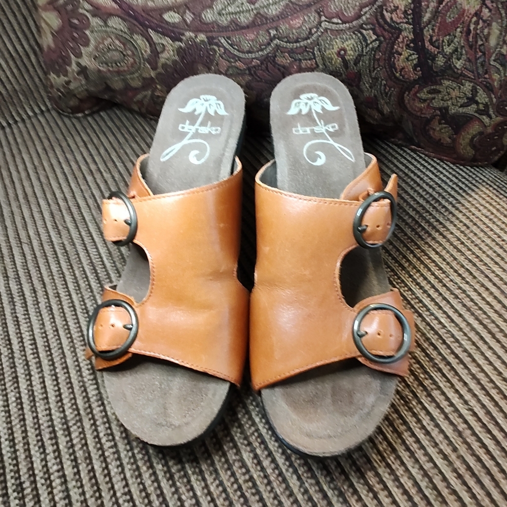 DANSKO FERN Brown Leather Slip On Buckle Platform Wedge Sandals Sz 39 US 8-8.5 - Picture 2 of 12